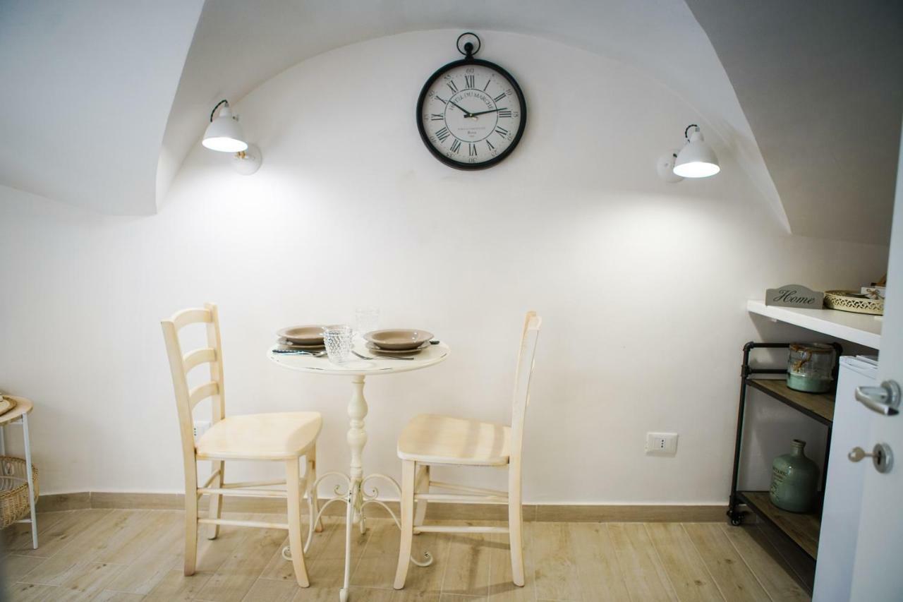 Home 5 - Giu In Dimora Путиняно Екстериор снимка