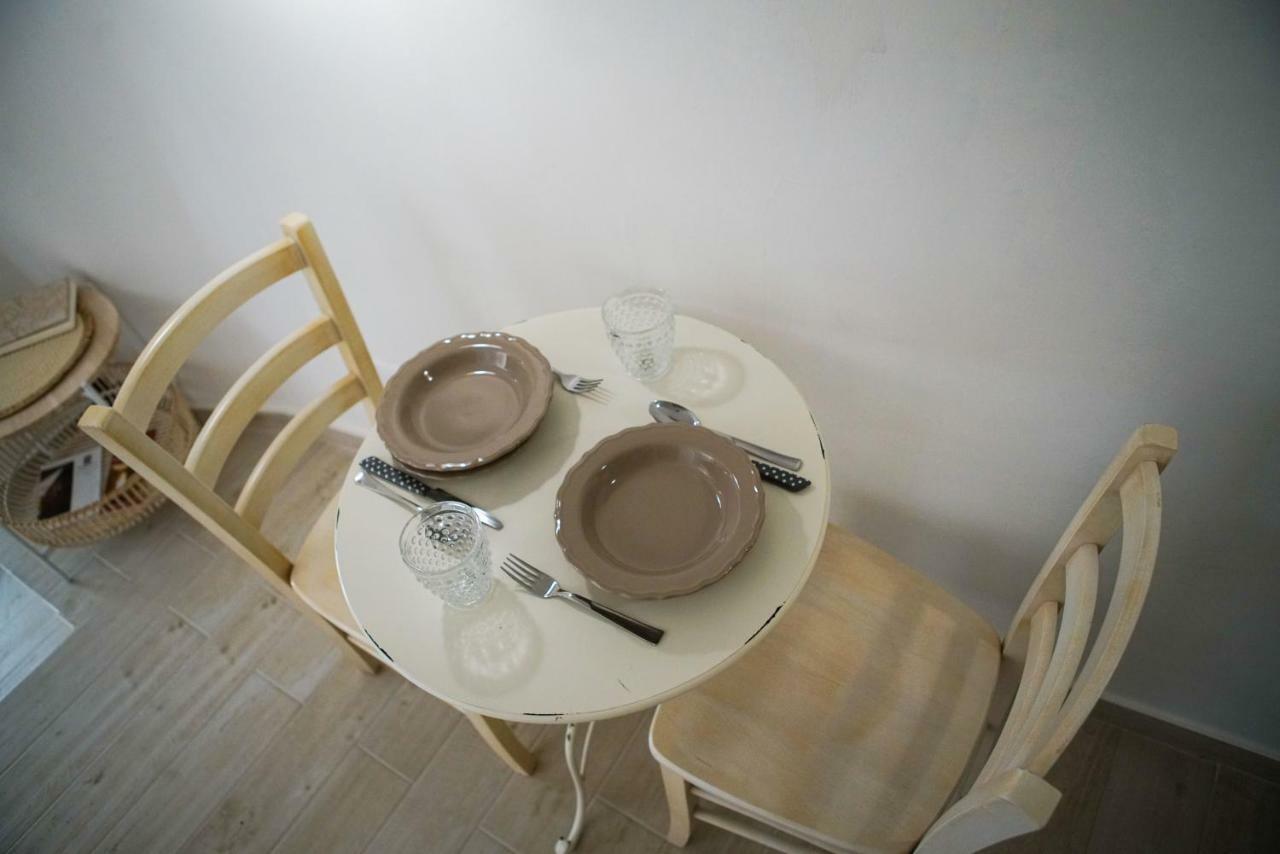 Home 5 - Giu In Dimora Путиняно Екстериор снимка